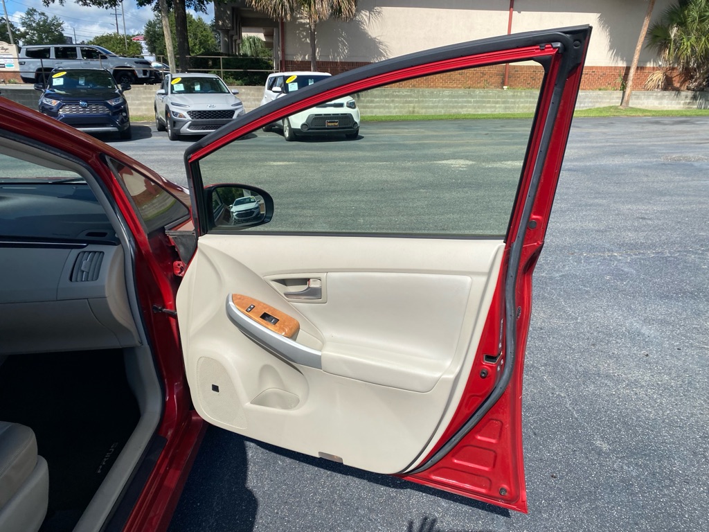 Photo 44 of this TOYOTA PRIUS
