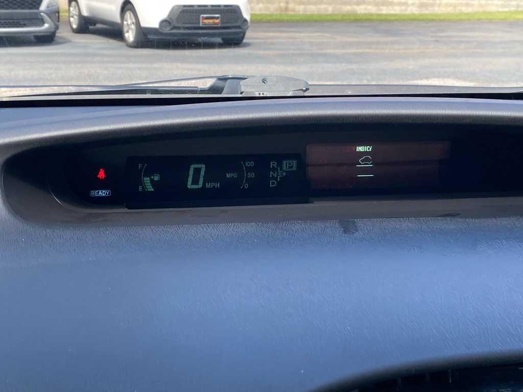 Photo 14 of this TOYOTA PRIUS