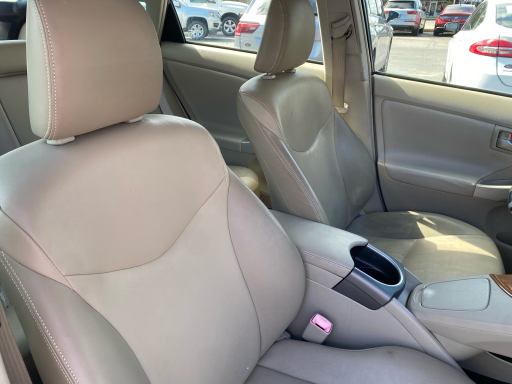 Photo 41 of this TOYOTA PRIUS