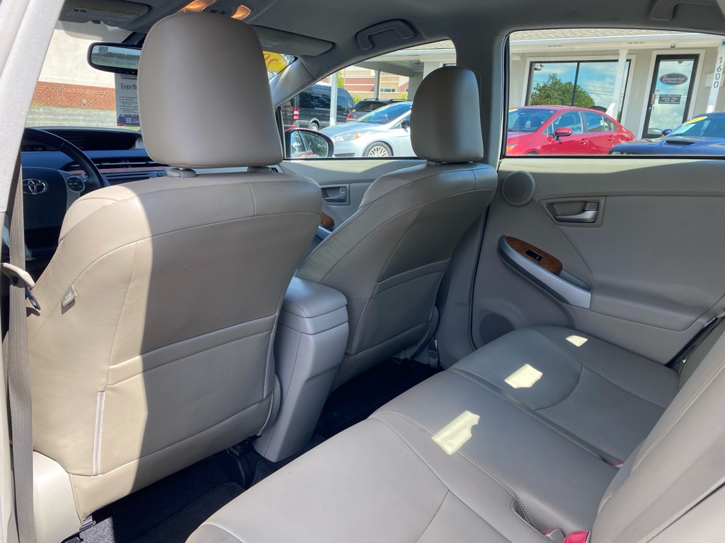 Photo 61 of this TOYOTA PRIUS