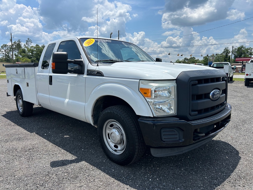 Photo 3 of this FORD F250 UTILITY
