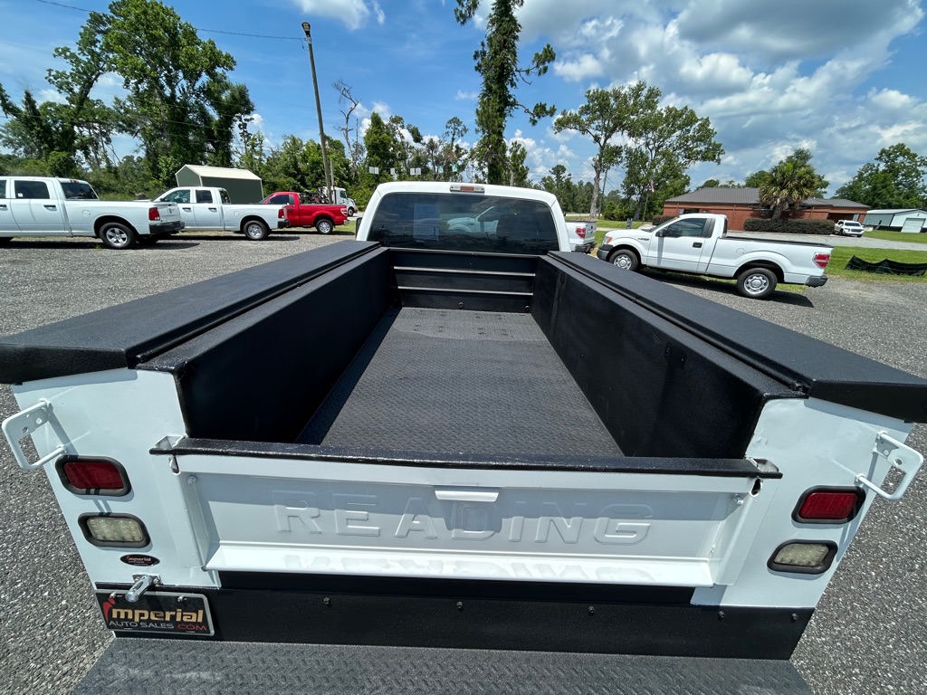 Photo 8 of this FORD F250 UTILITY