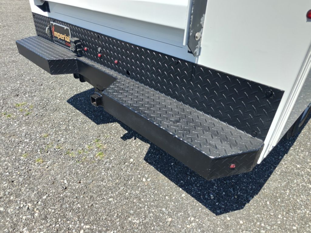 Photo 13 of this FORD F250 UTILITY