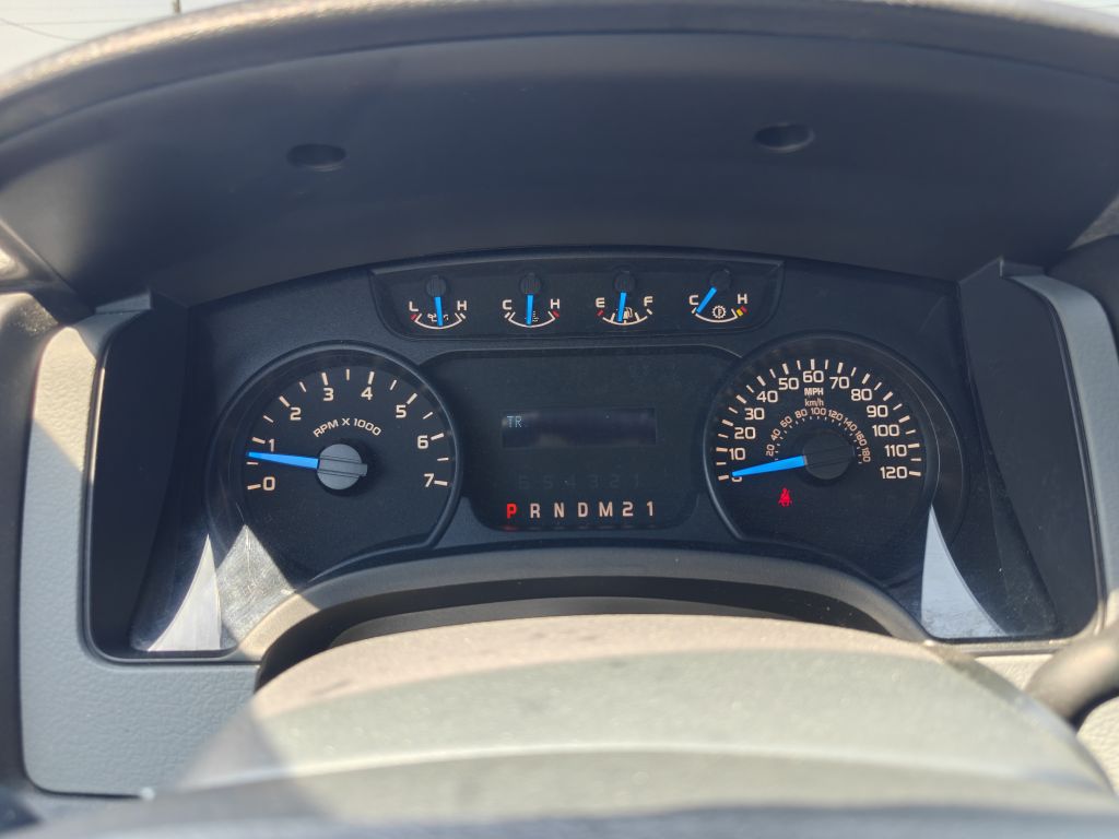 Photo 18 of this FORD F150 XL REG