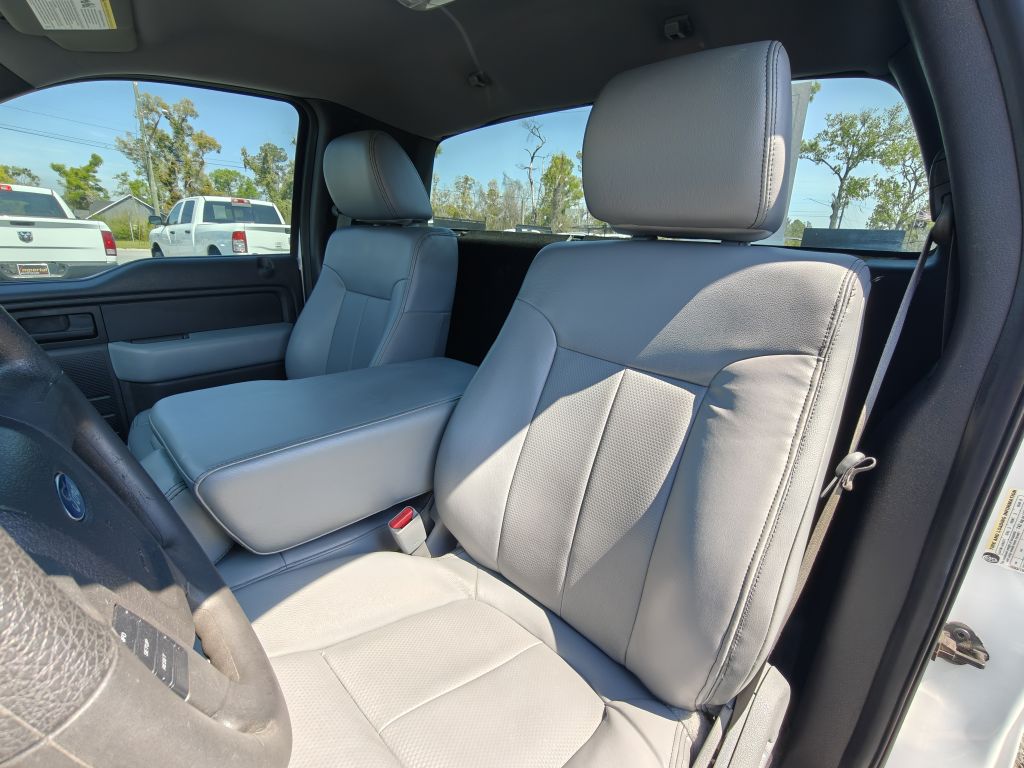 Photo 19 of this FORD F150 XL REG