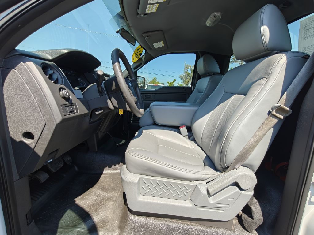Photo 16 of this FORD F150 XL REG