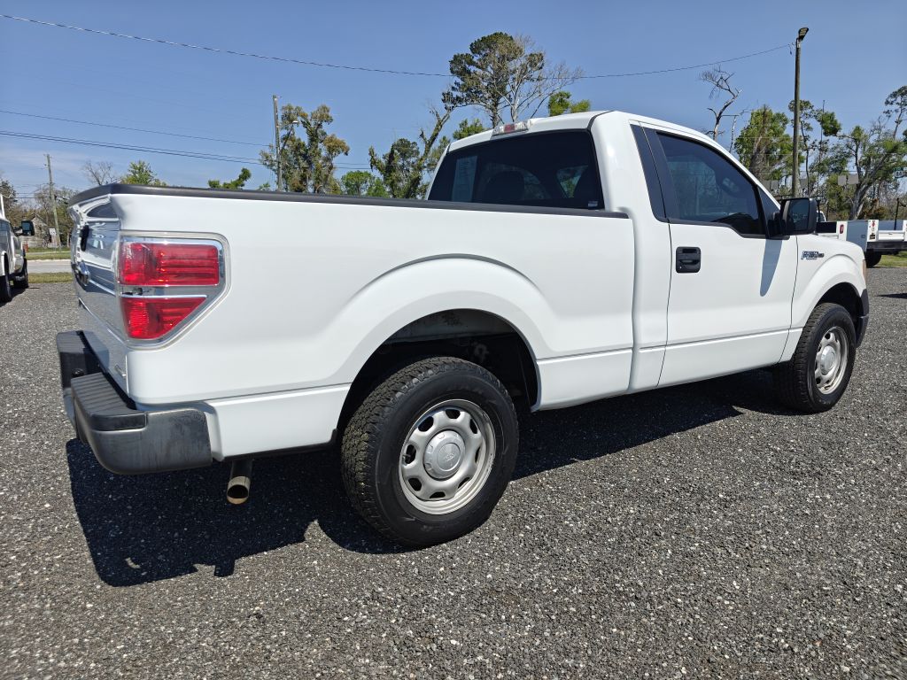 Photo 7 of this FORD F150 XL REG