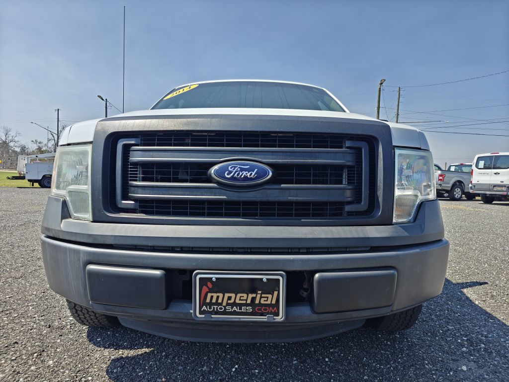 Photo 2 of this FORD F150 XL REG