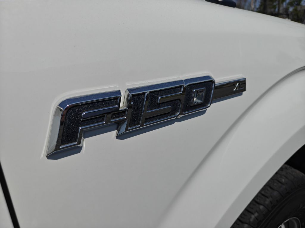 Photo 12 of this FORD F150 XL REG