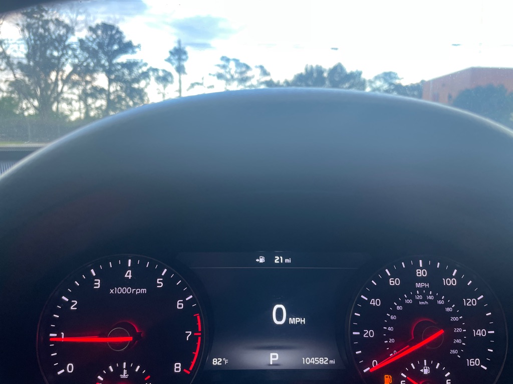 Photo 20 of this KIA CADENZA
