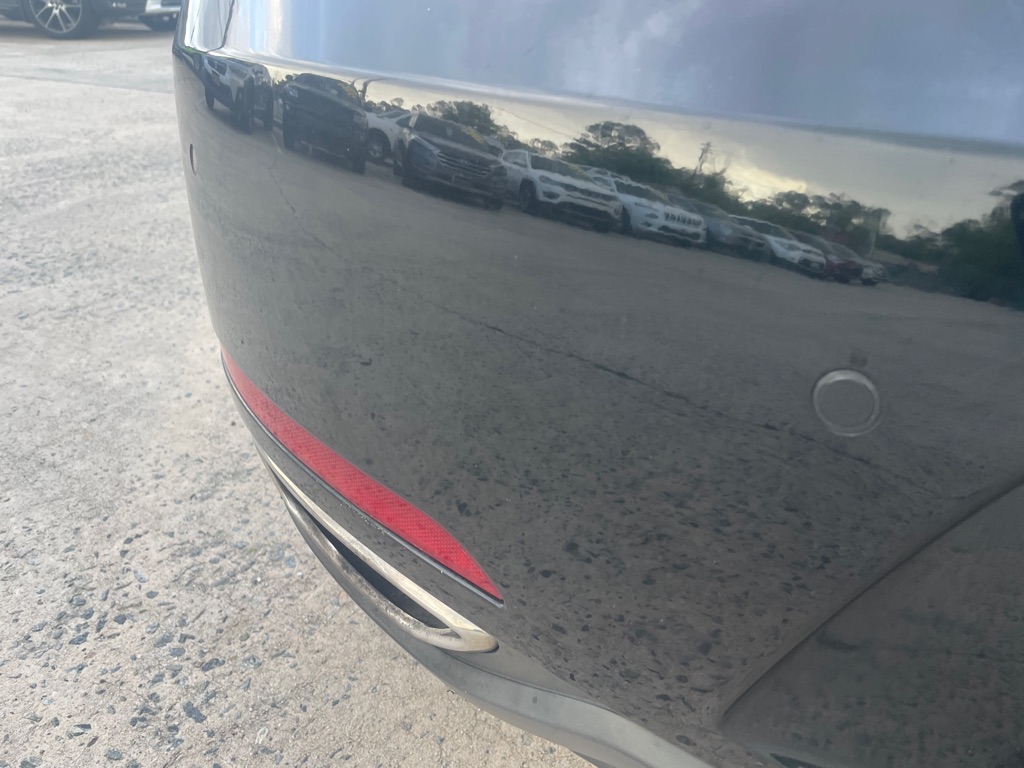 Photo 5 of this KIA CADENZA