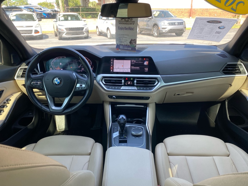 Photo 13 of this BMW 330I