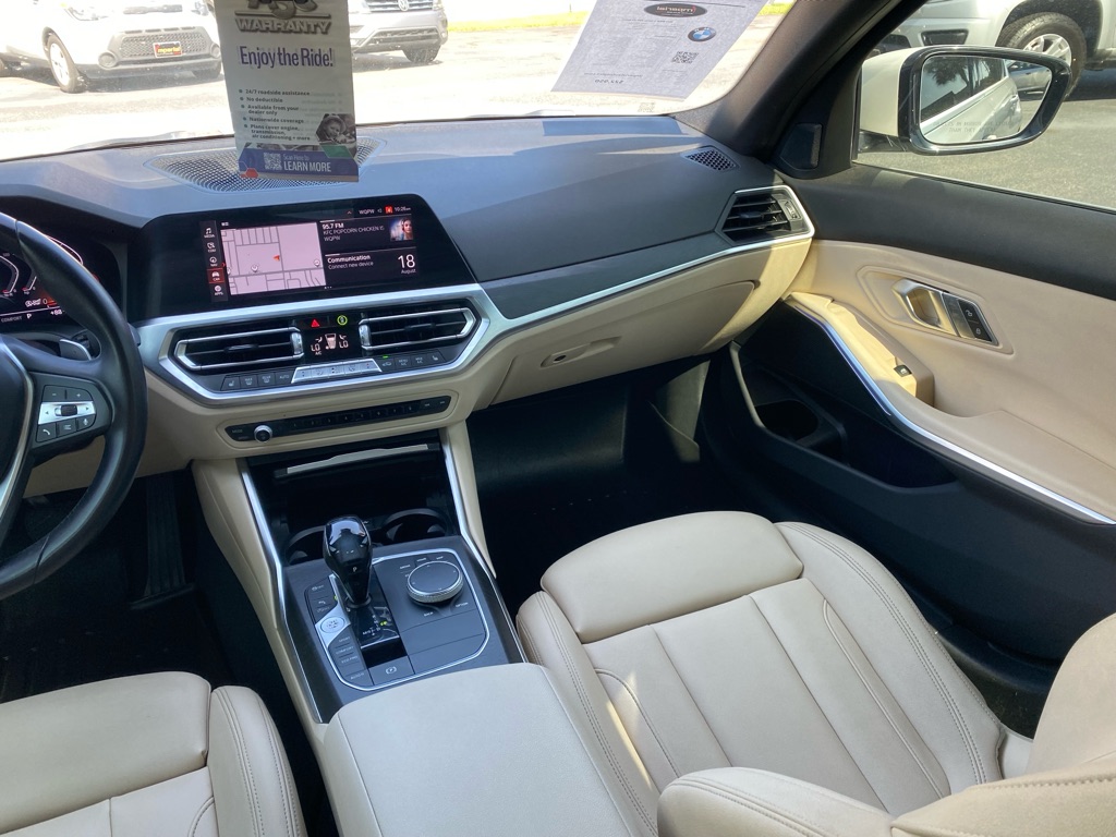 Photo 15 of this BMW 330I