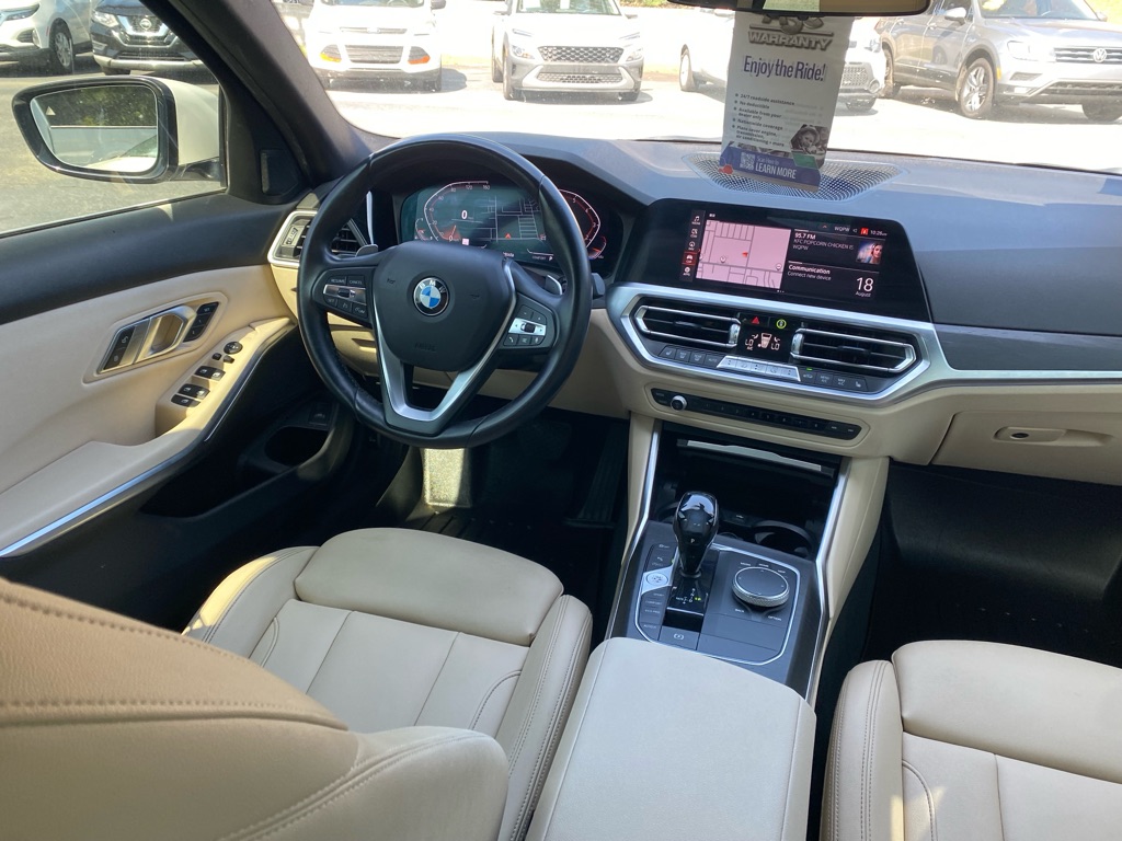 Photo 14 of this BMW 330I