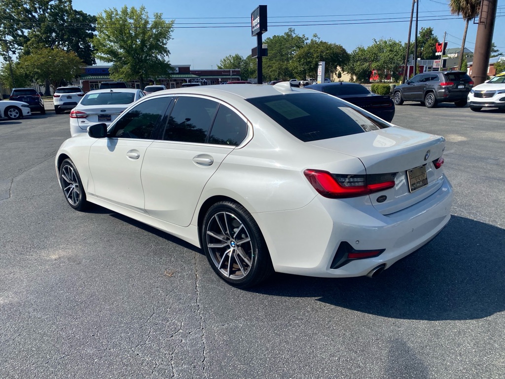 Photo 4 of this BMW 330I