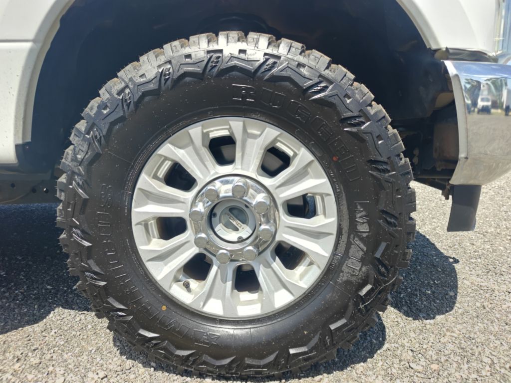 Photo 16 of this FORD F250 SUPER DUTY