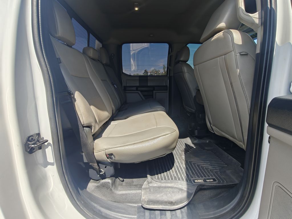 Photo 32 of this FORD F250 SUPER DUTY