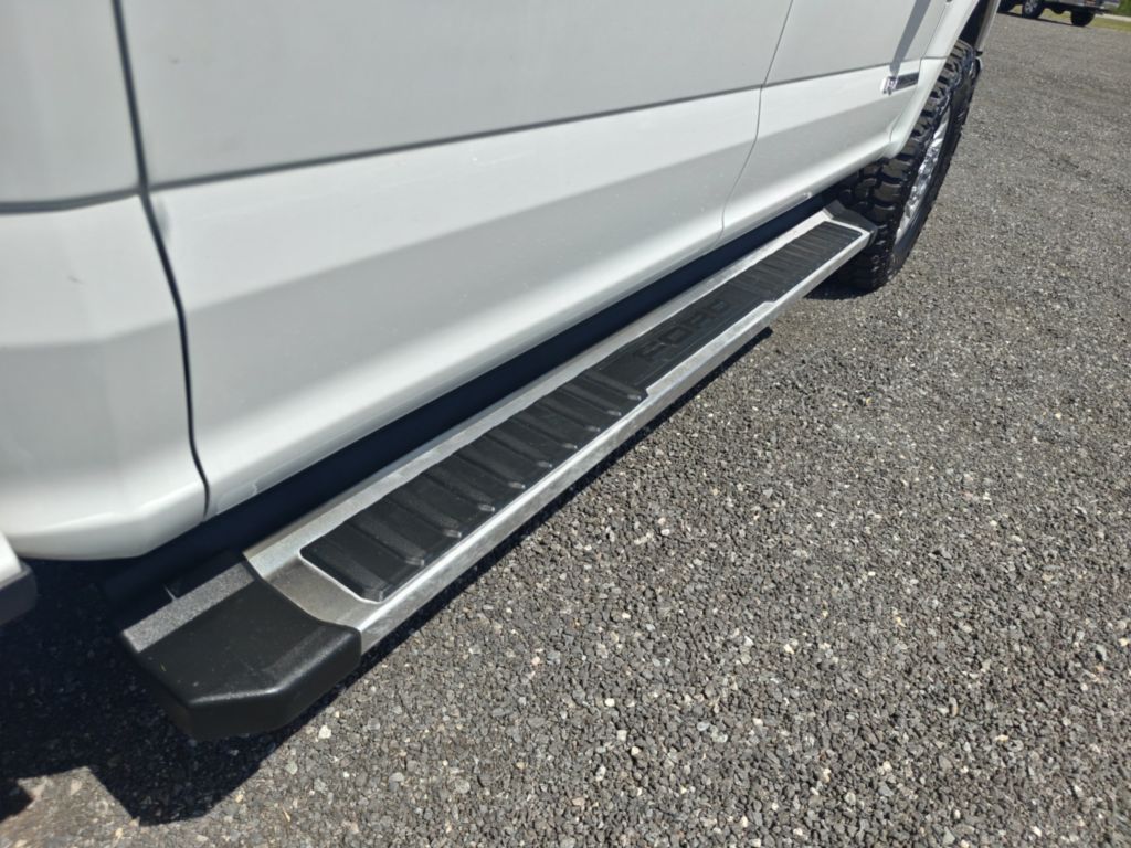 Photo 18 of this FORD F250 SUPER DUTY