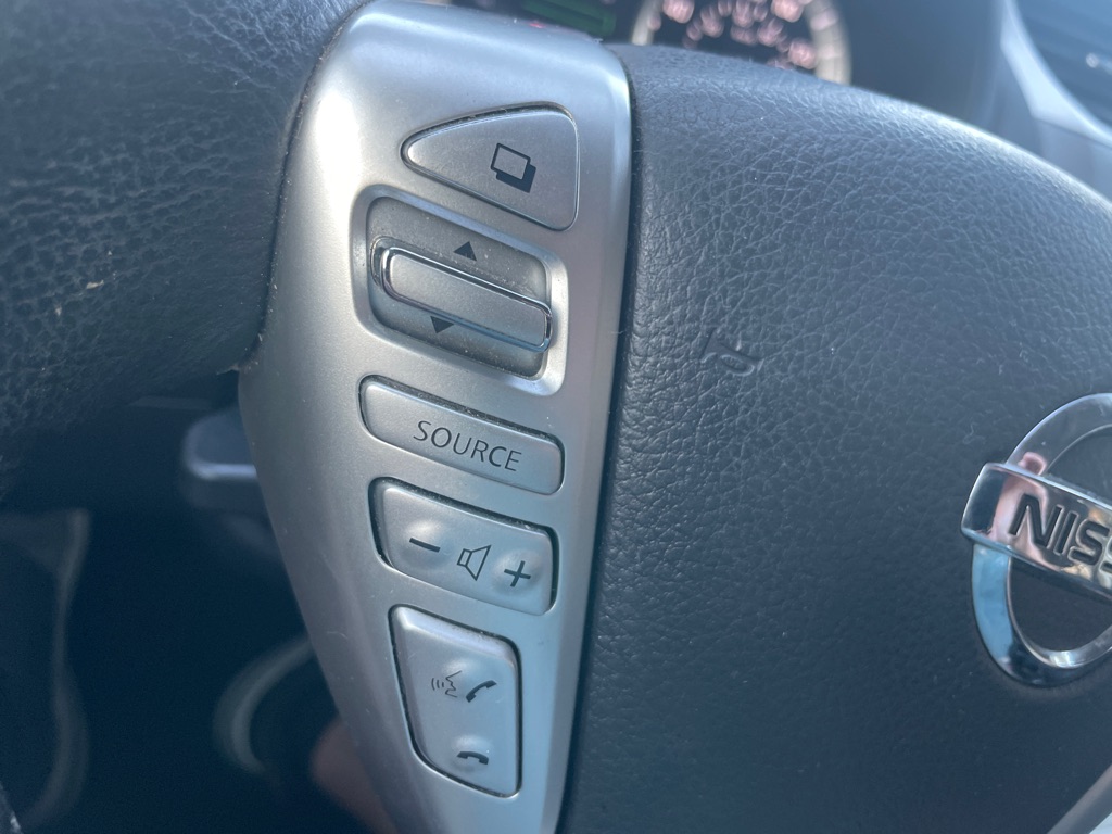 Photo 18 of this NISSAN SENTRA