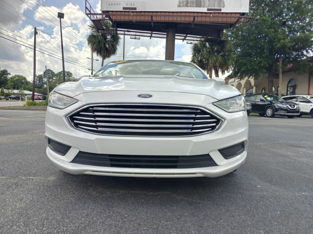 Photo 3 of this FORD FUSION HYBRID