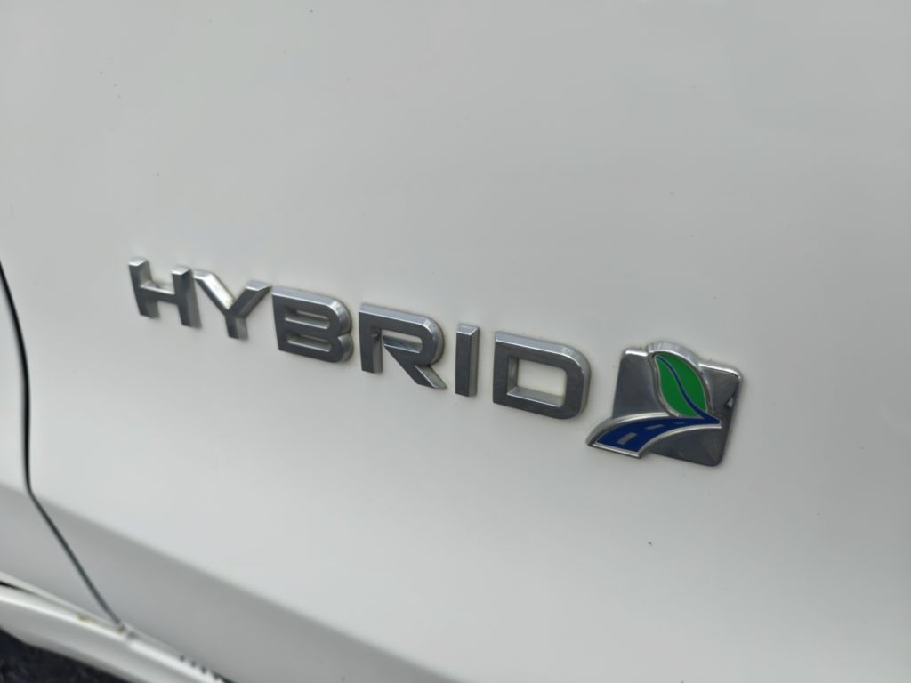 Photo 11 of this FORD FUSION HYBRID