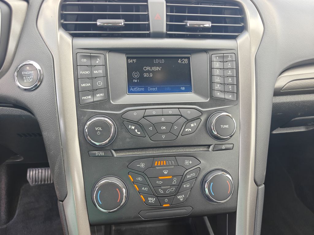 Photo 20 of this FORD FUSION HYBRID