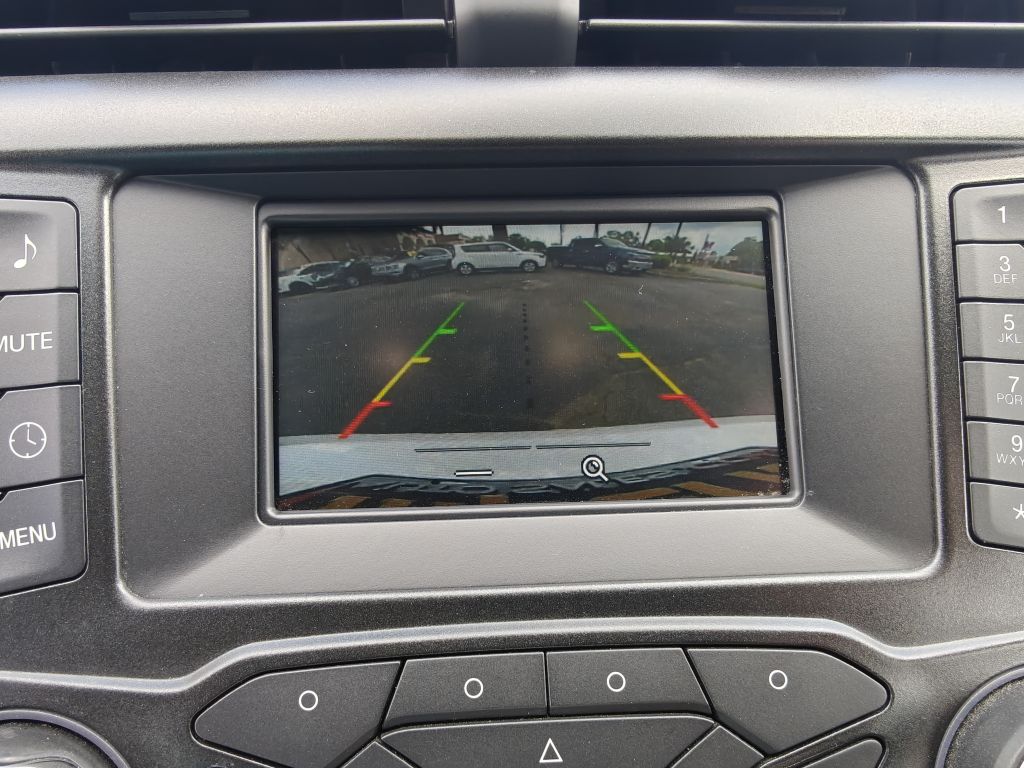 Photo 27 of this FORD FUSION HYBRID