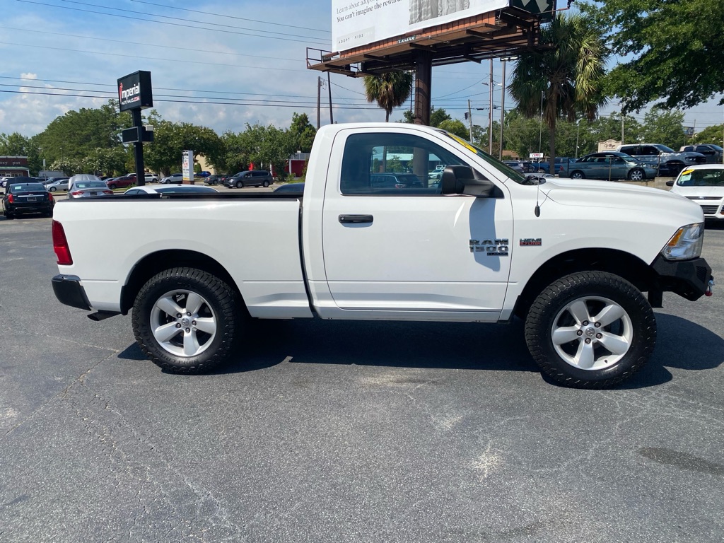 Photo 9 of this RAM 1500 CLASSIC