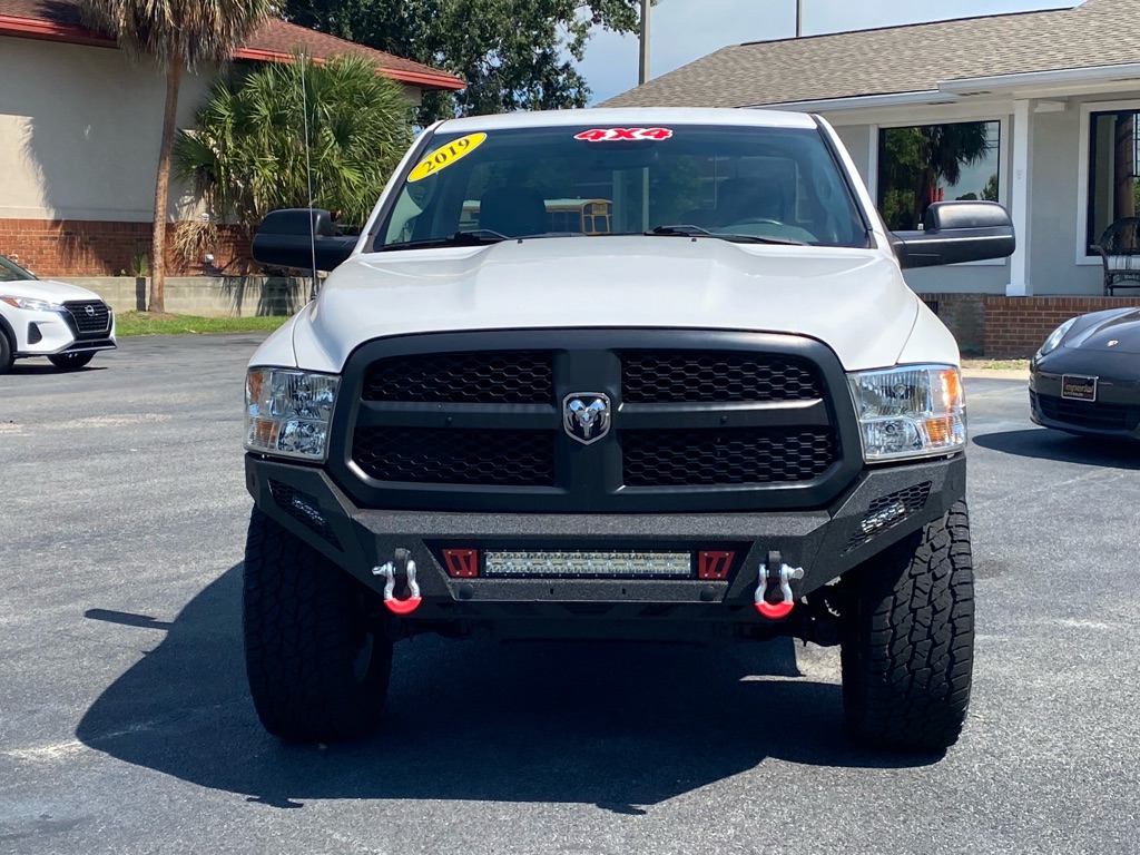 Photo 2 of this RAM 1500 CLASSIC