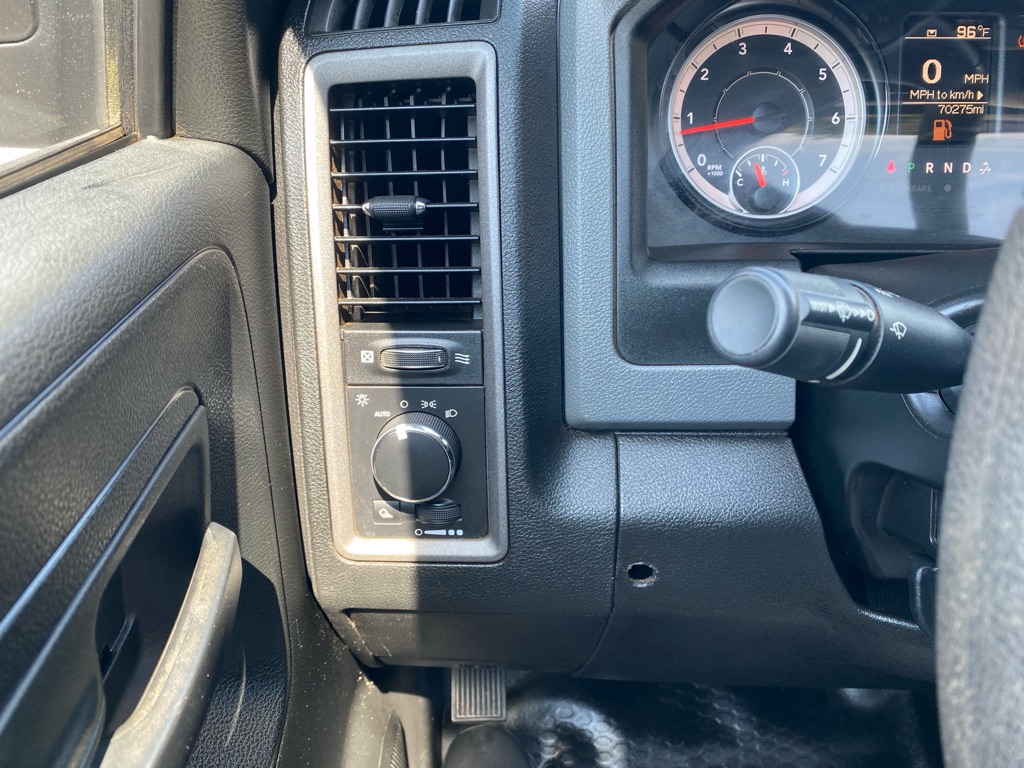 Photo 22 of this RAM 1500 CLASSIC