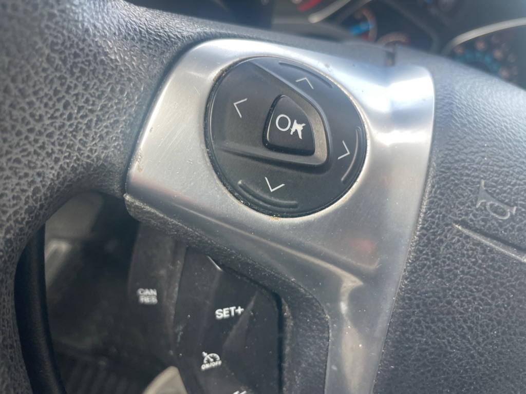 Photo 20 of this FORD ESCAPE