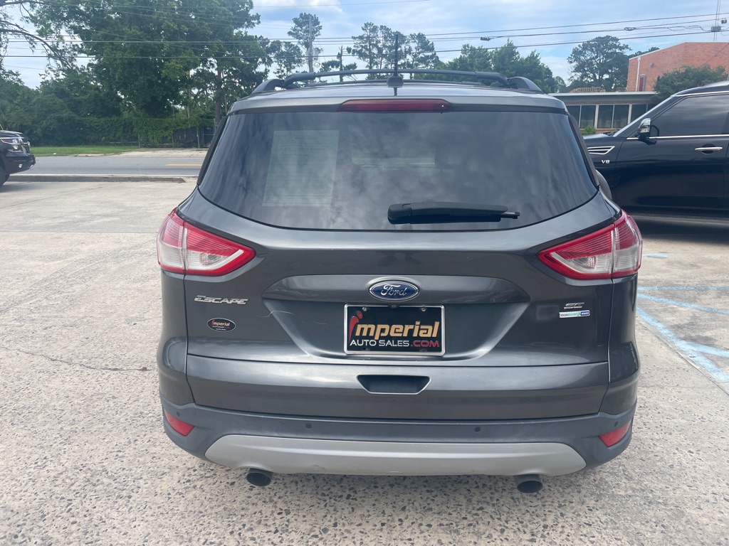 Photo 6 of this FORD ESCAPE
