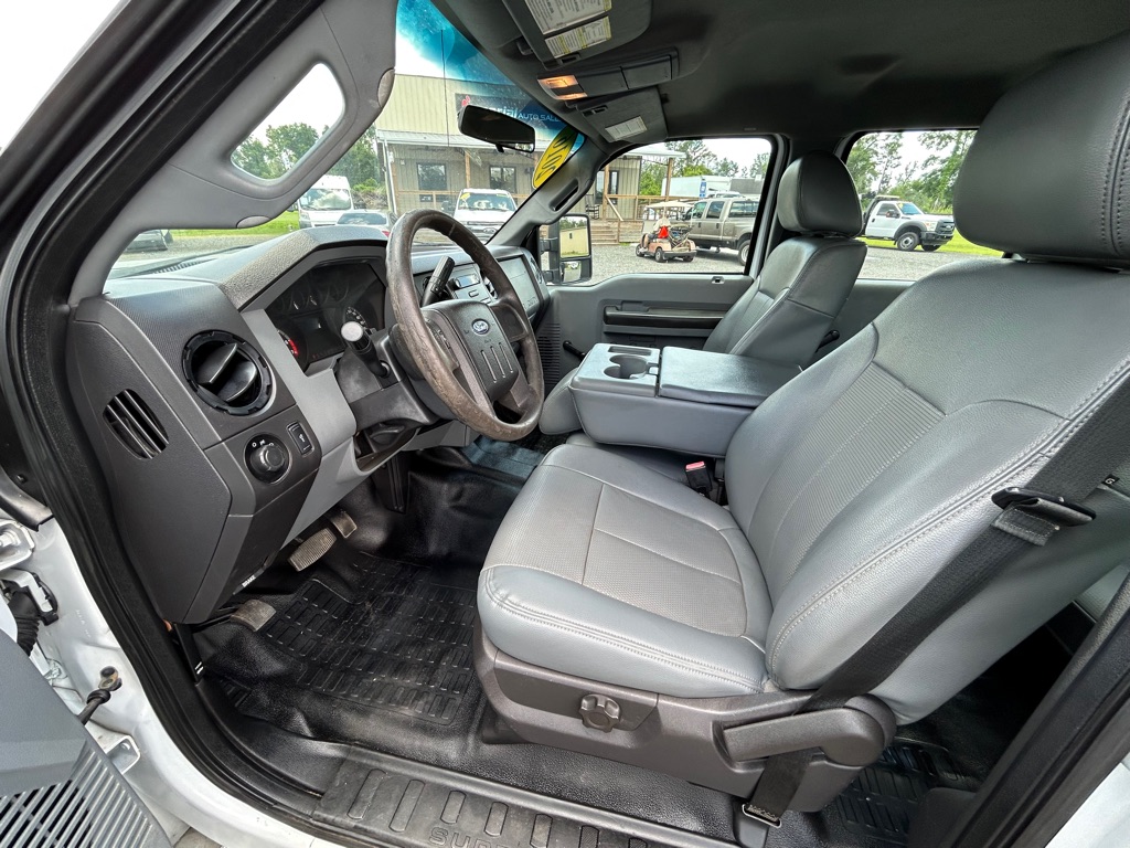 Photo 16 of this FORD F350 FLAT DUMP