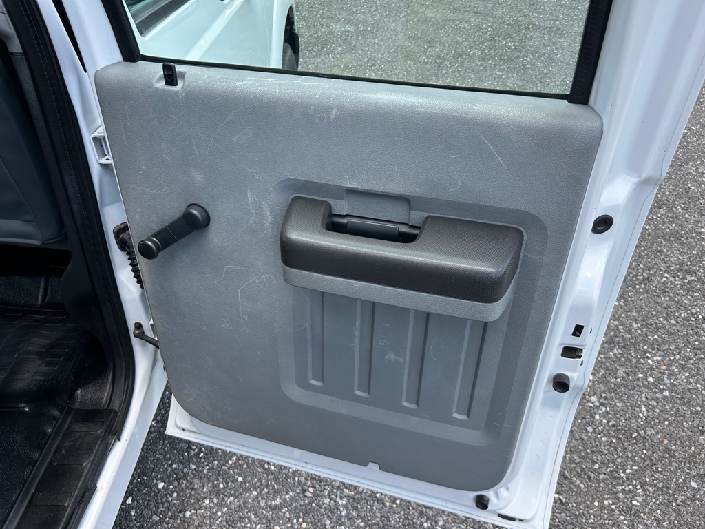 Photo 25 of this FORD F350 FLAT DUMP