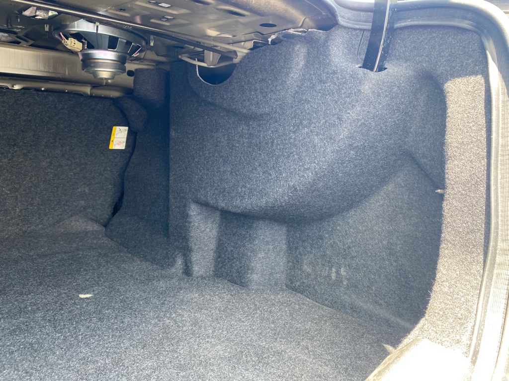 Photo 53 of this FORD FUSION