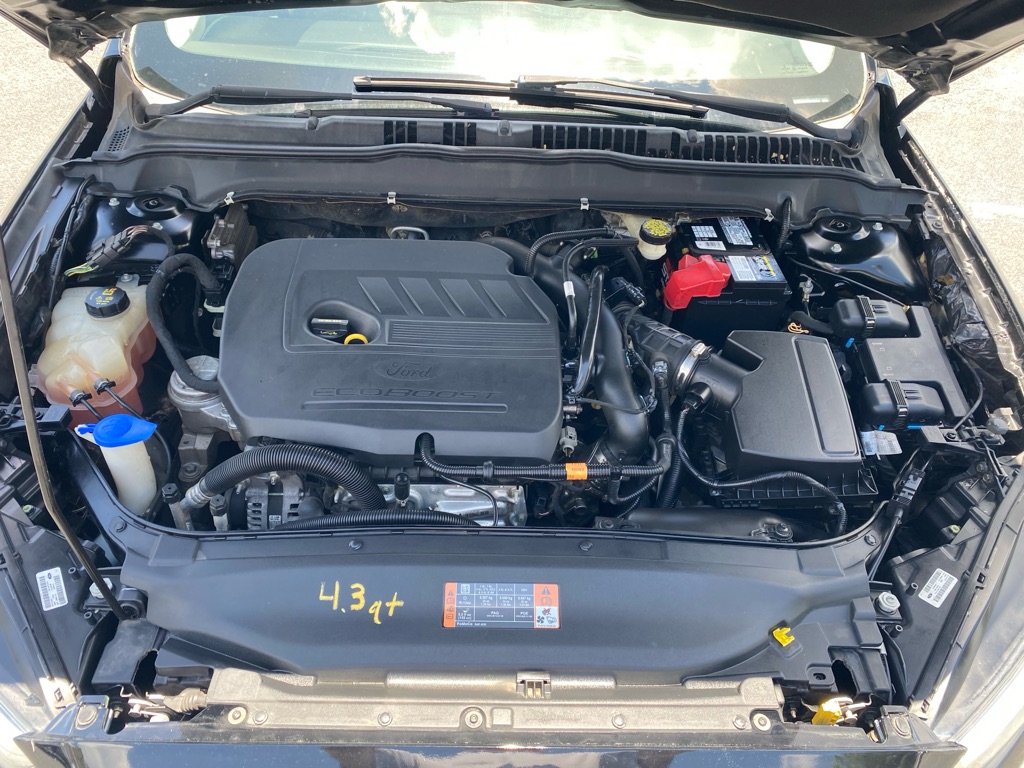 Photo 62 of this FORD FUSION