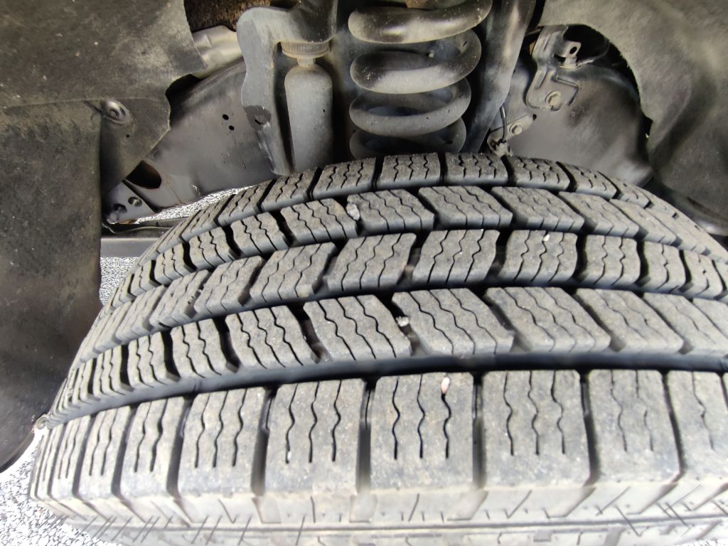 Photo 36 of this FORD F250 XL
