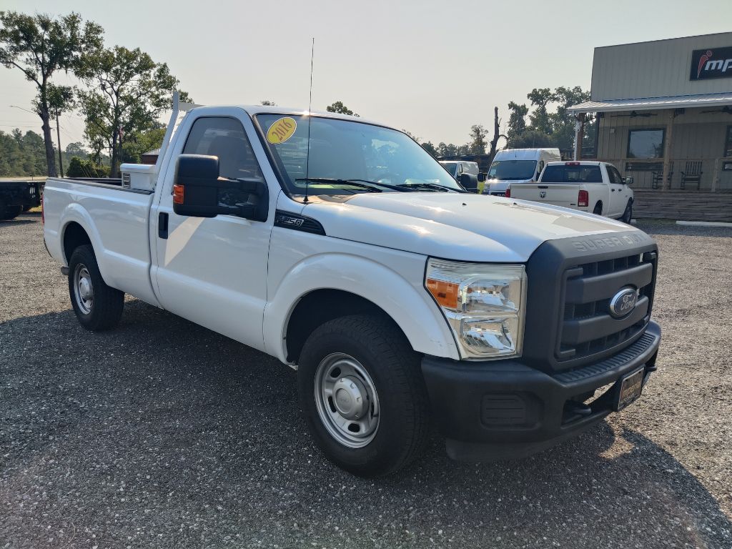 Photo 3 of this FORD F250 XL