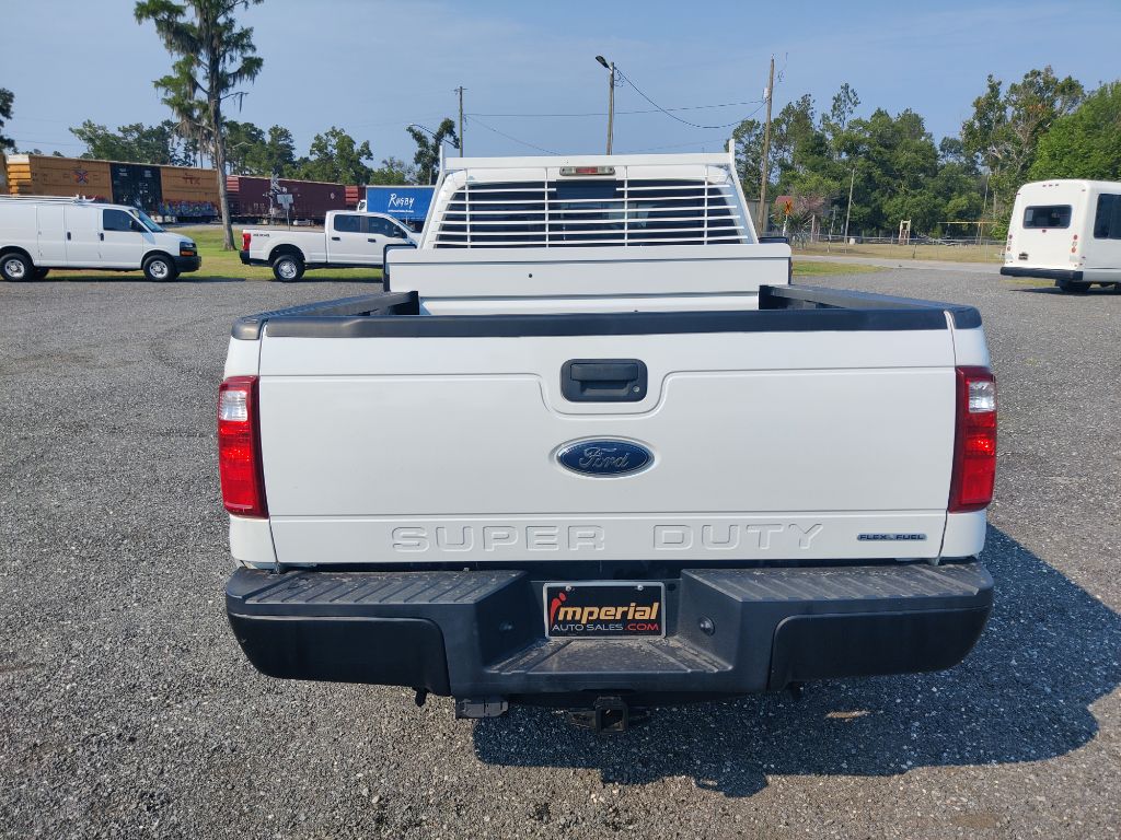 Photo 6 of this FORD F250 XL