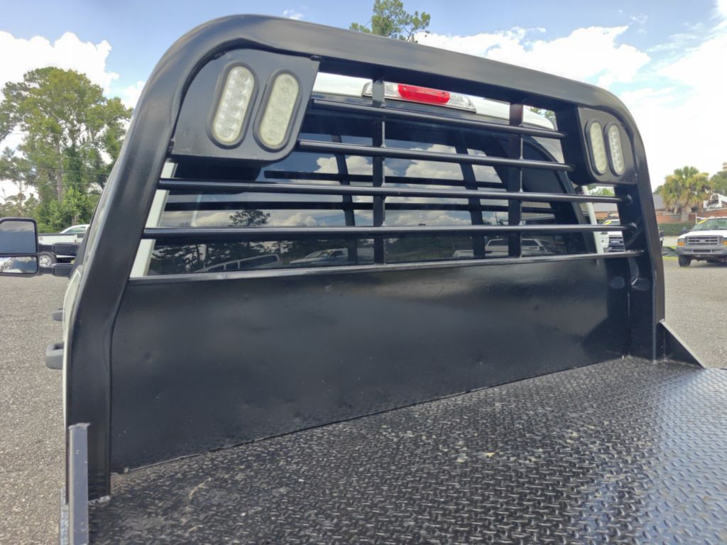 Photo 14 of this FORD F250 FLATBED