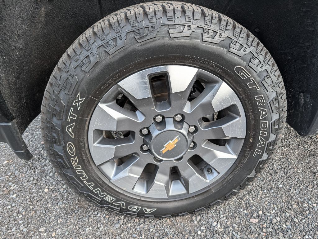 Photo 34 of this CHEVROLET SILVERADO 2500