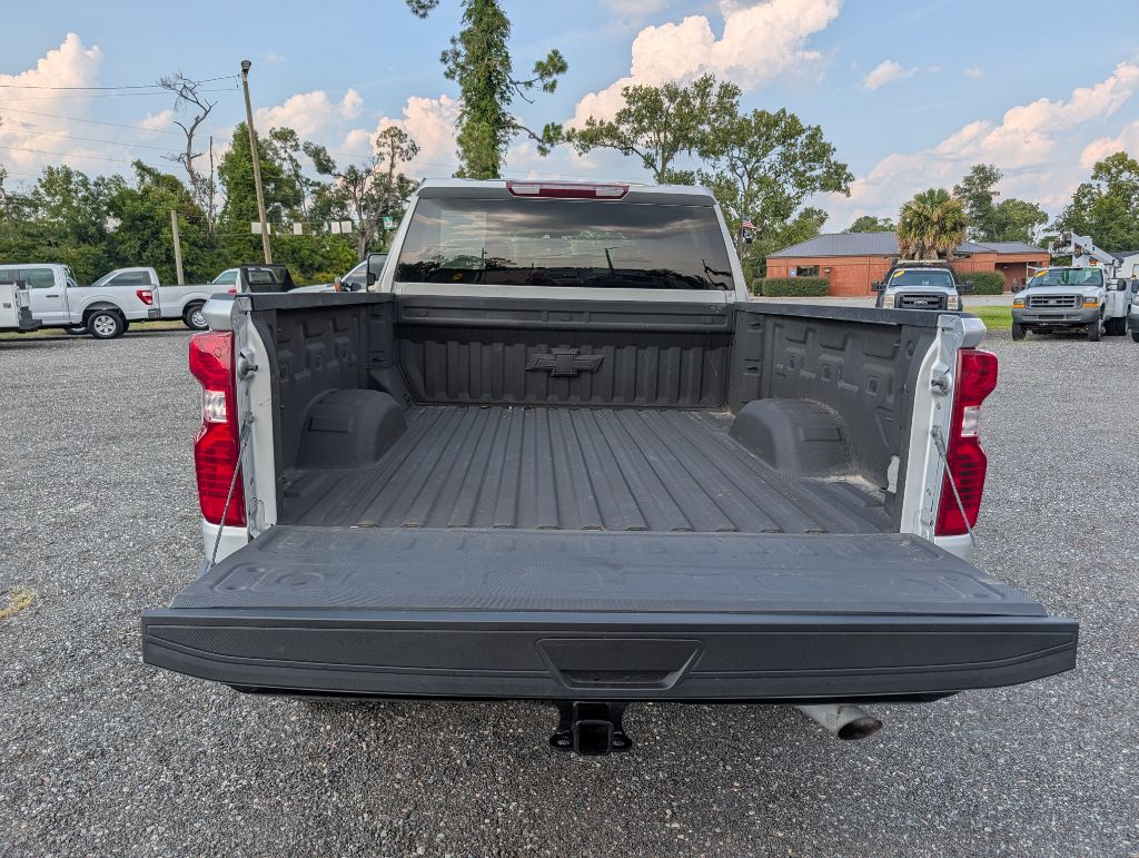 Photo 11 of this CHEVROLET SILVERADO 2500
