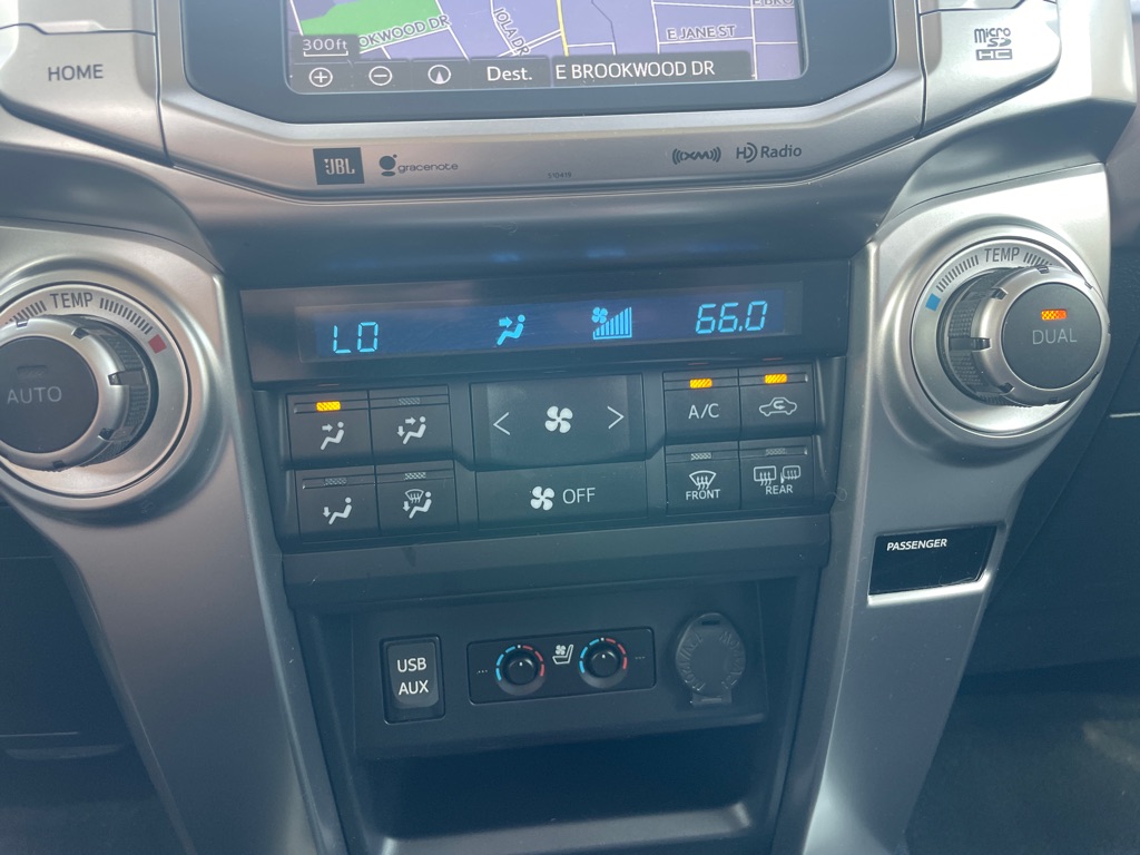 Photo 29 of this TOYOTA 4RUNNER