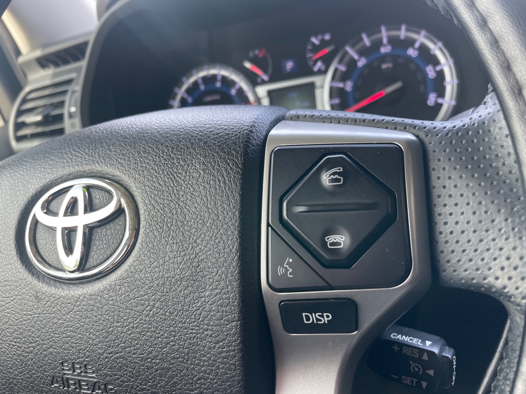 Photo 27 of this TOYOTA 4RUNNER