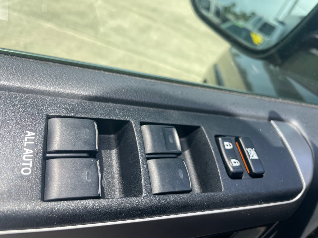 Photo 19 of this TOYOTA 4RUNNER