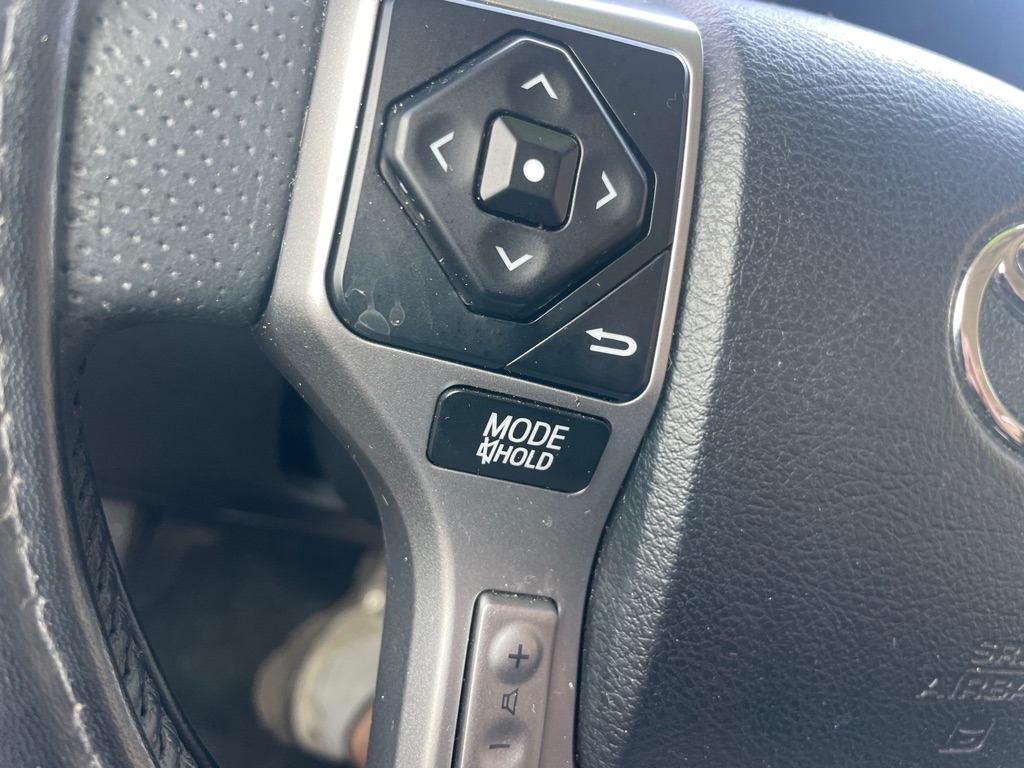 Photo 26 of this TOYOTA 4RUNNER