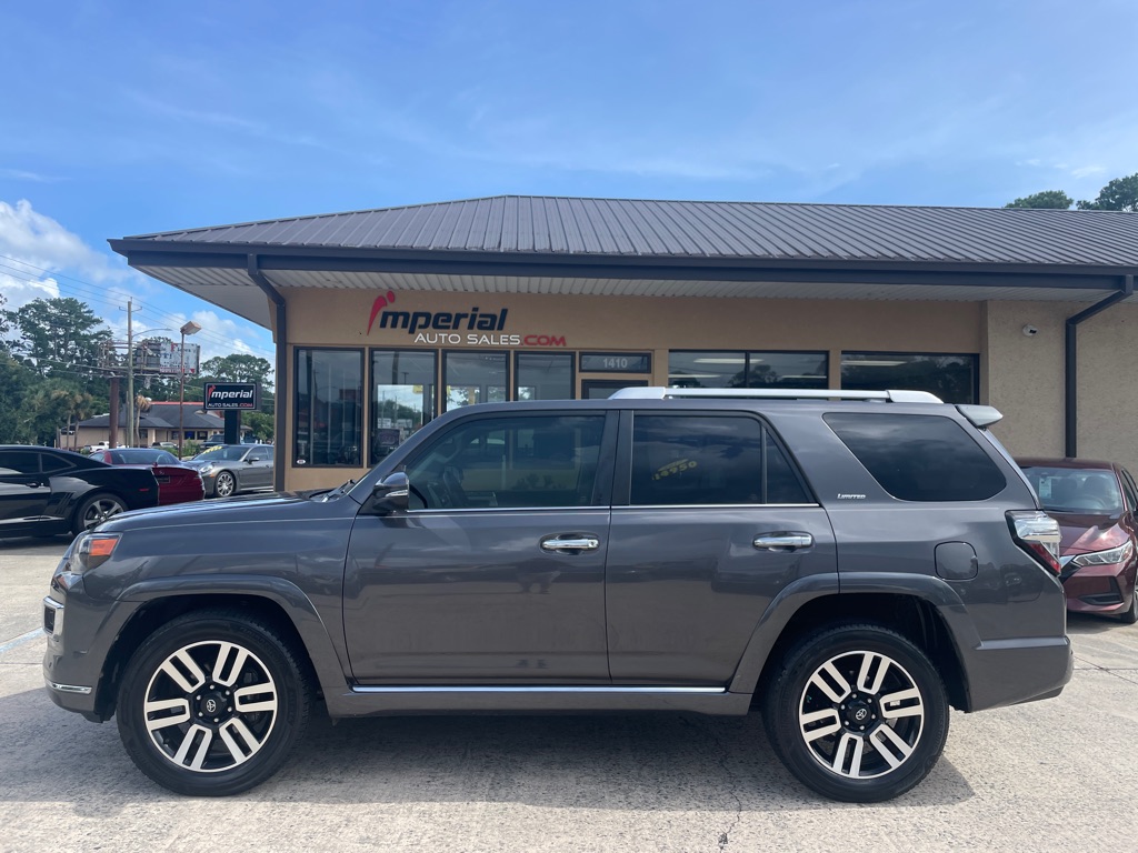 Photo 2 of this TOYOTA 4RUNNER