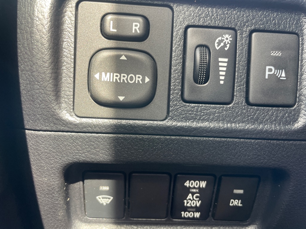Photo 25 of this TOYOTA 4RUNNER