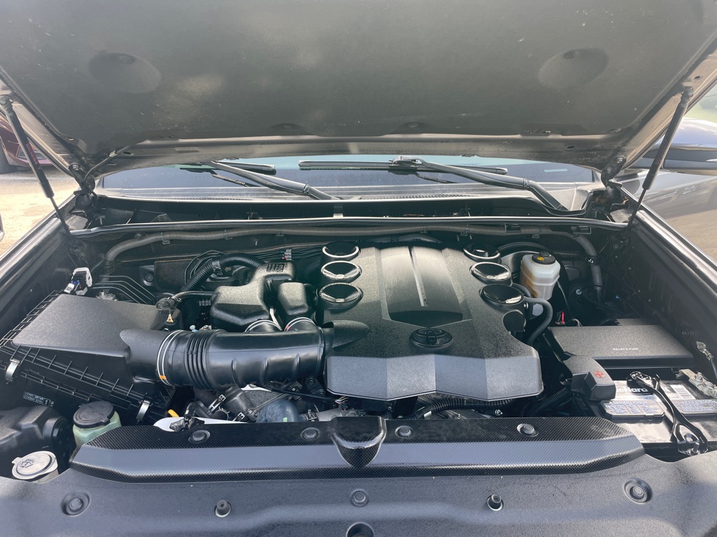 Photo 12 of this TOYOTA 4RUNNER
