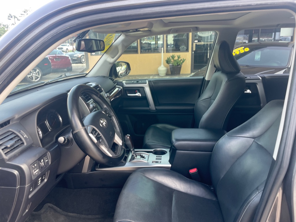 Photo 14 of this TOYOTA 4RUNNER